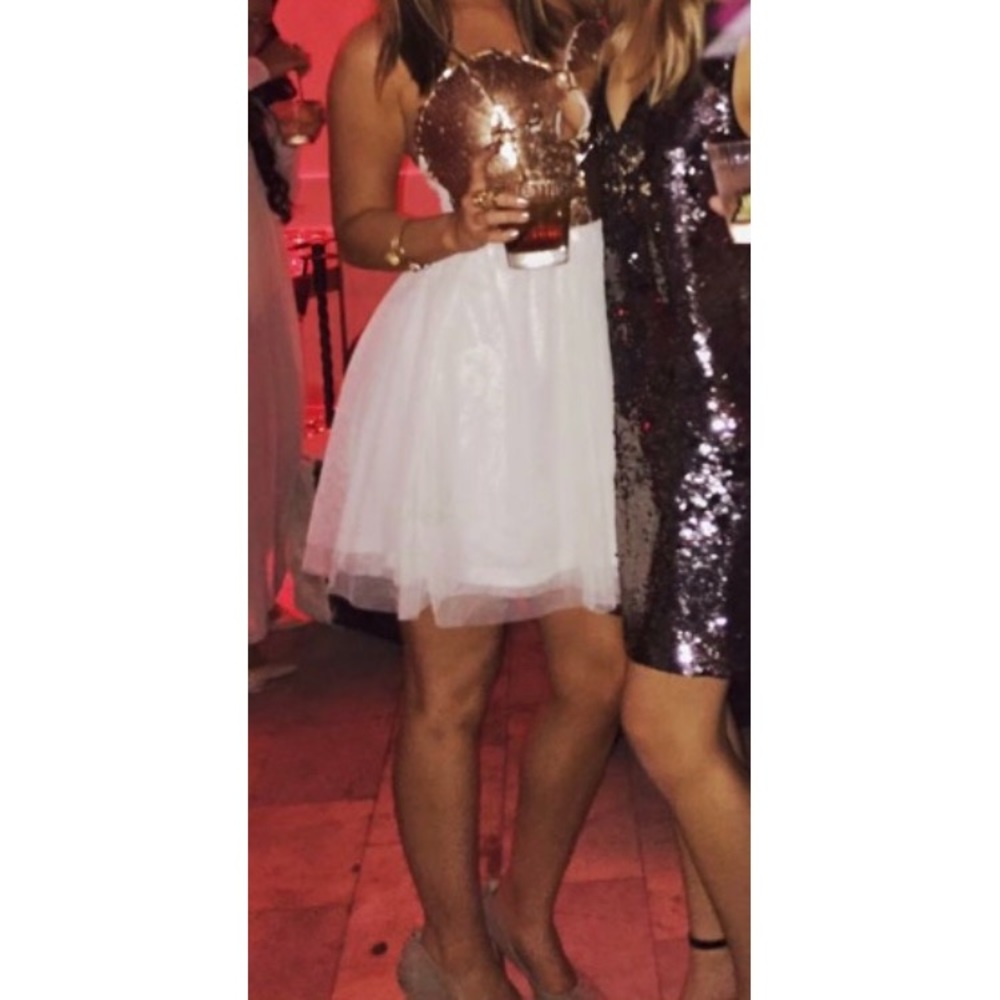✨ Strapless Gold Sequin Dress